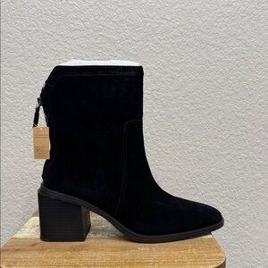 Vince Camuto Kortimy Suede‎ Heeled Boots Size 10